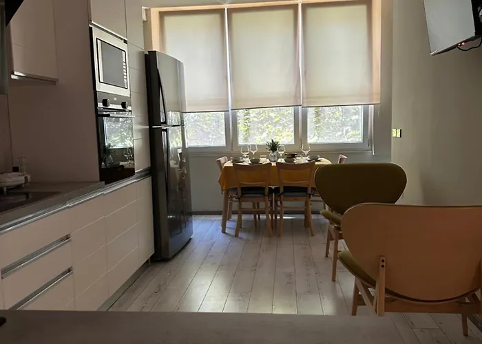 Klt Blloku Center Apartamento *