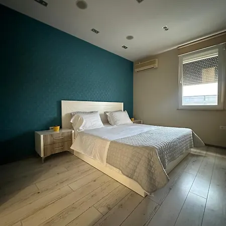 Apartamento Klt Blloku Center *